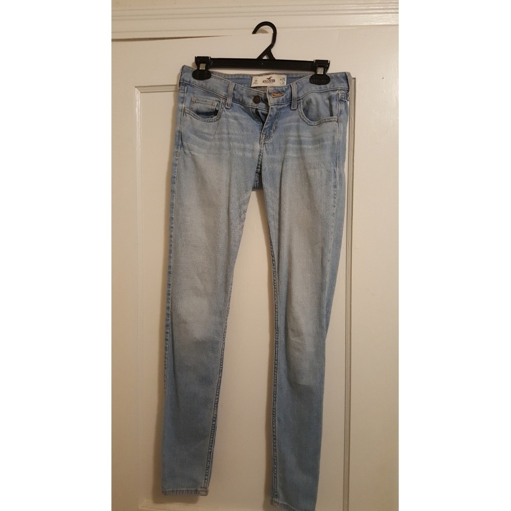 Hollister light wash skinny jeans